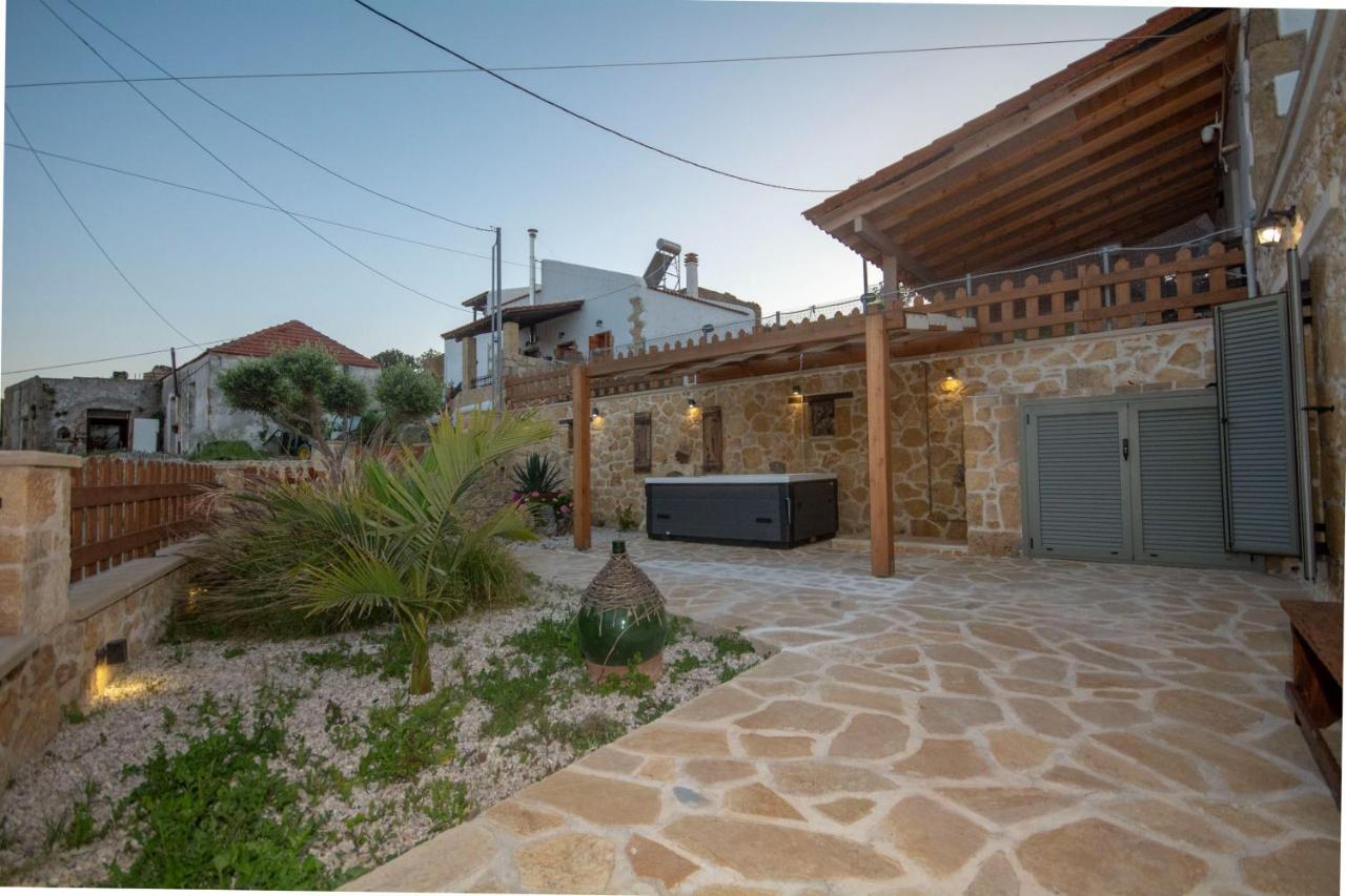 Pamelas House With Jacuzzi Kissamos Ngoại thất bức ảnh