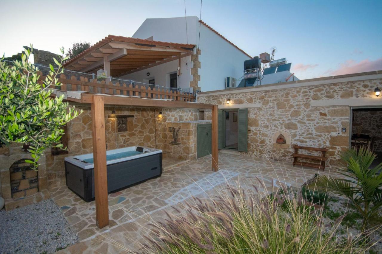 Pamelas House With Jacuzzi Kissamos Ngoại thất bức ảnh